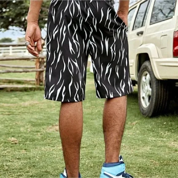 Men's graphic shorts - Picture 2 of 8